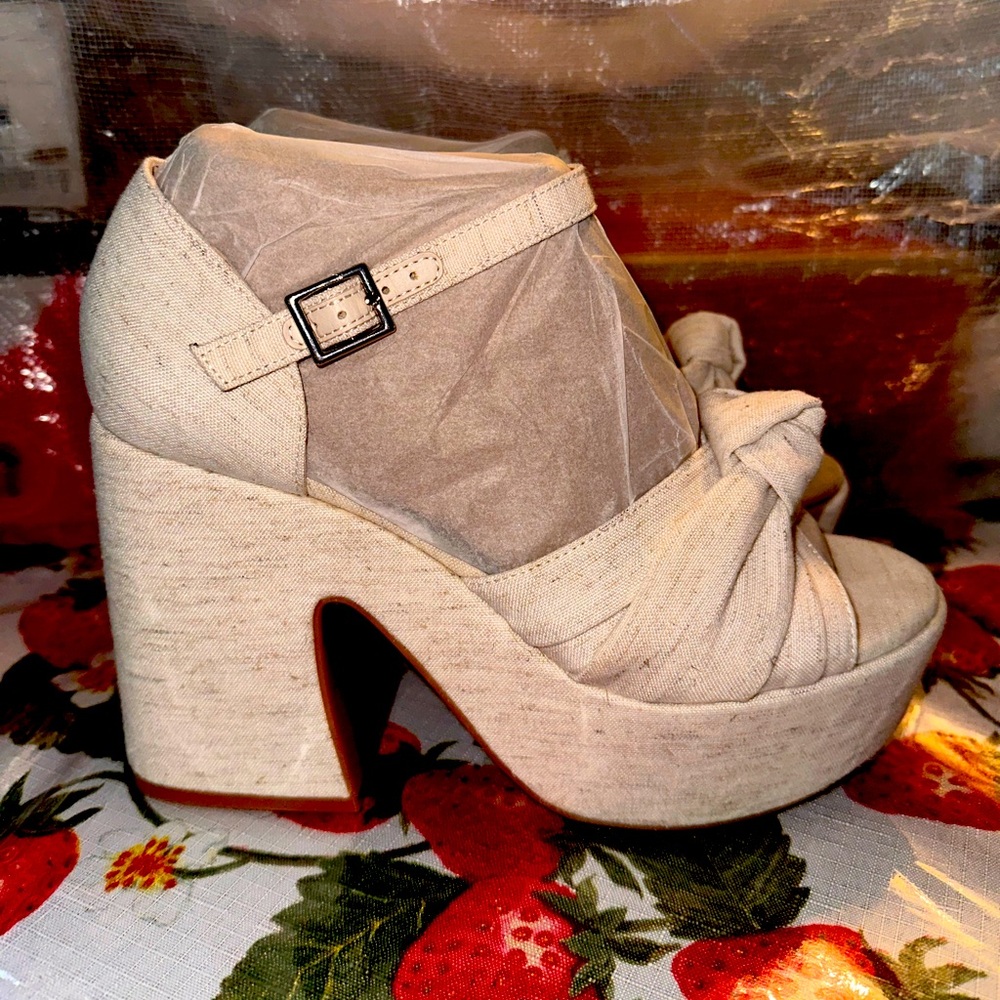 Gianni Bini wedges
